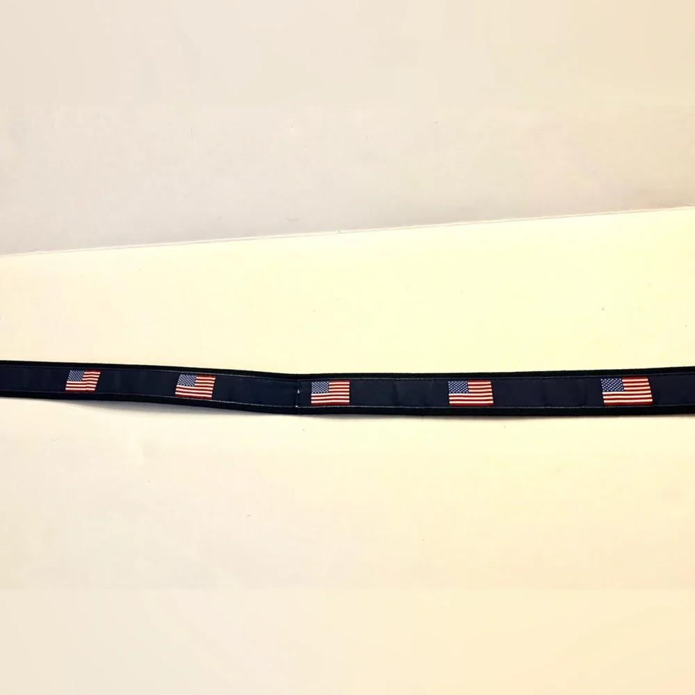 Vineyard Vines Men’s American Flag Canvas Solid Brass Buckle Club Leather Belt